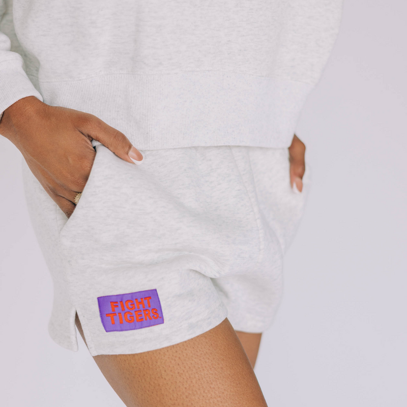The Becca Shorts Ash | Fight Tigers Woven Label
