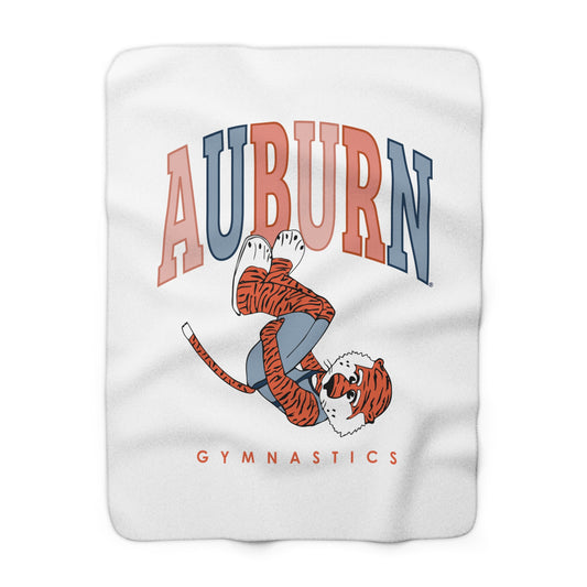 The Auburn Arch Front Tuck Aubie | Sherpa Fleece Blanket