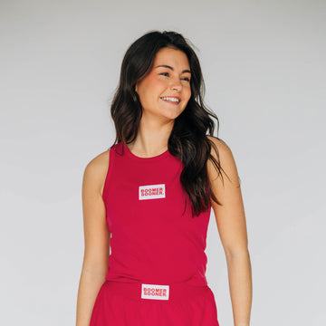 The Alli Airy Tank Boomer Sooner Woven Label | Crimson