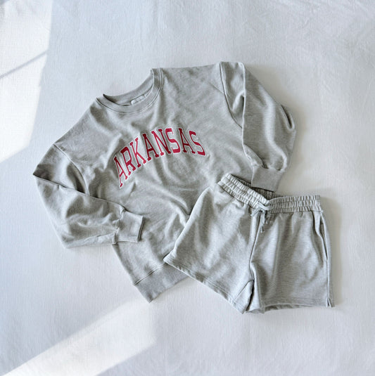The Mallory Crewneck Arkansas Applique | Youth Light Grey