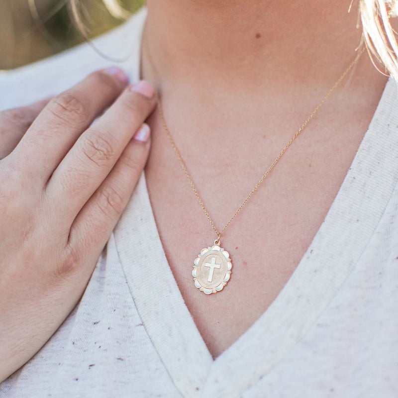 The Scalloped Oval Cross | Necklace